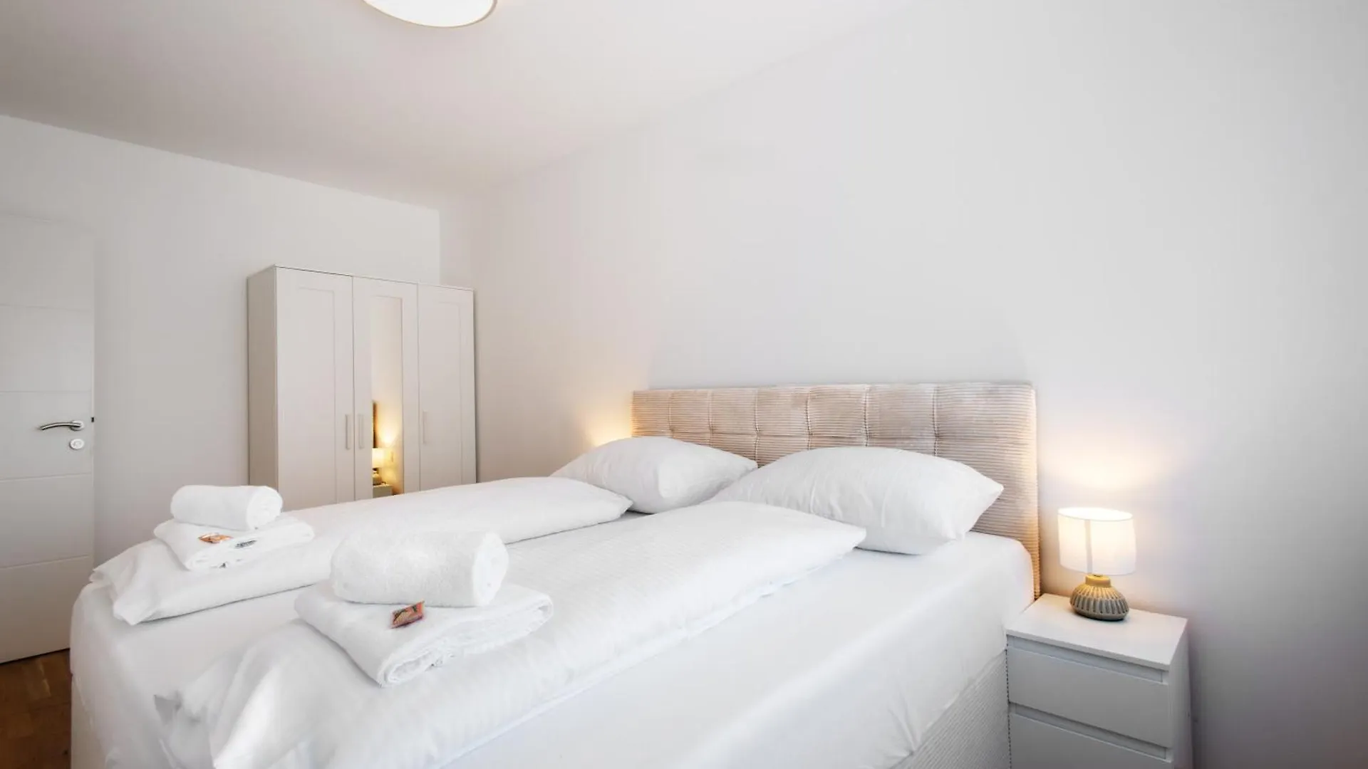 Ley City Apartments 1200 Vienna