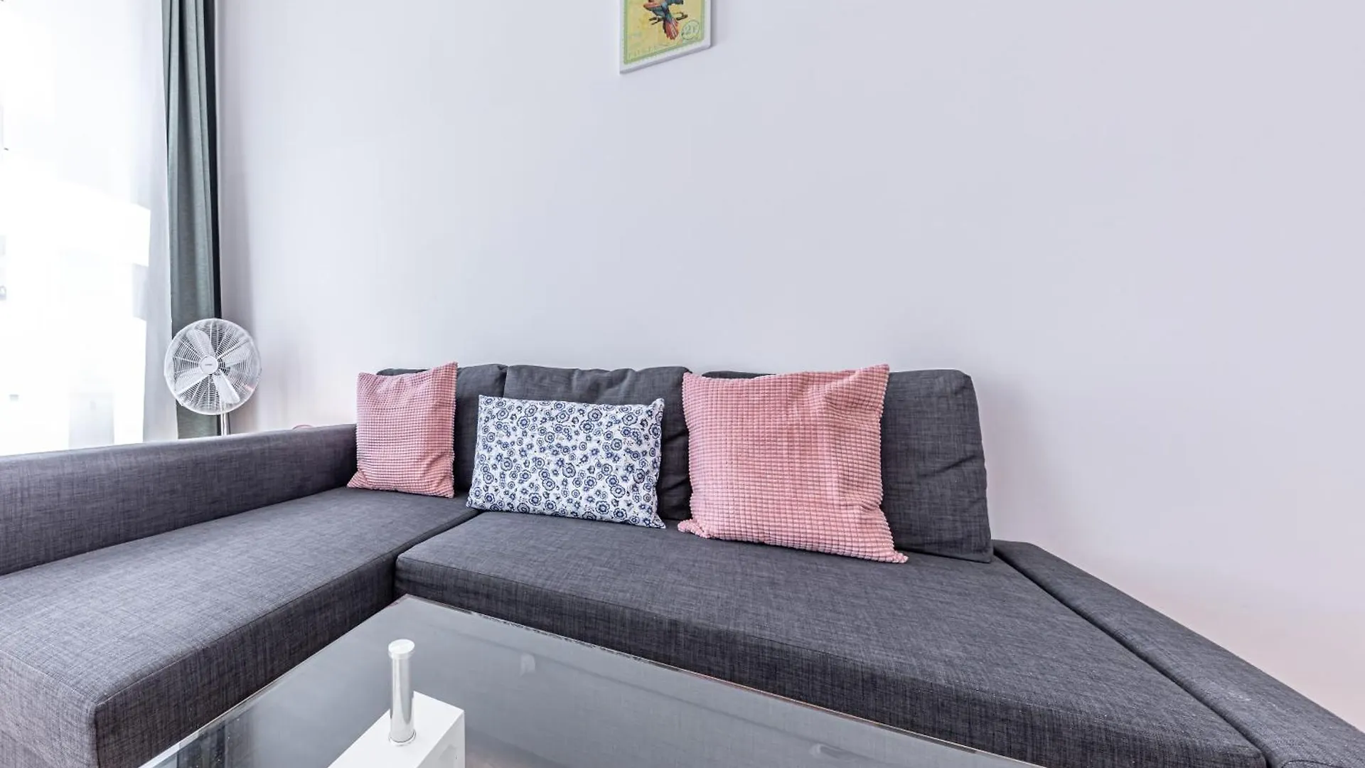 Ley City Apartments 1200 Vienna 0*,